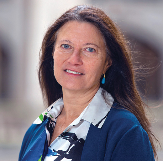 Sabine Chalmer front